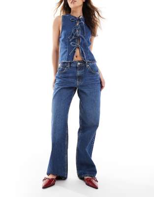 ASOS DESIGN - Weite Jeans in Dunkelblau