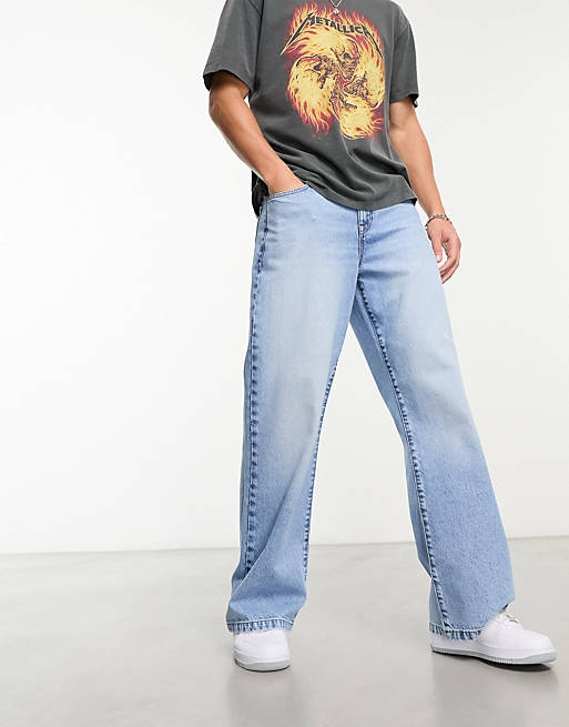 asos.com | Weite Jeans in Vintage-Hellblau mit weitem Saum