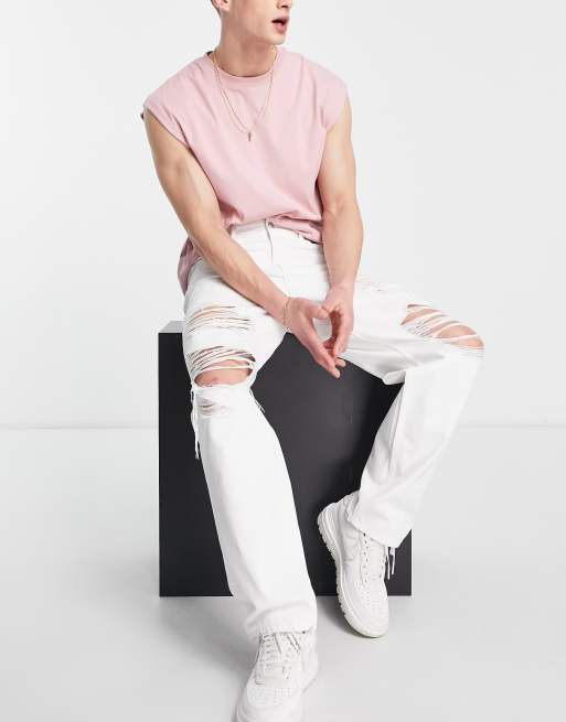 ASOS DESIGN – Weite Jeans in Weiß mit starken Zierrissen