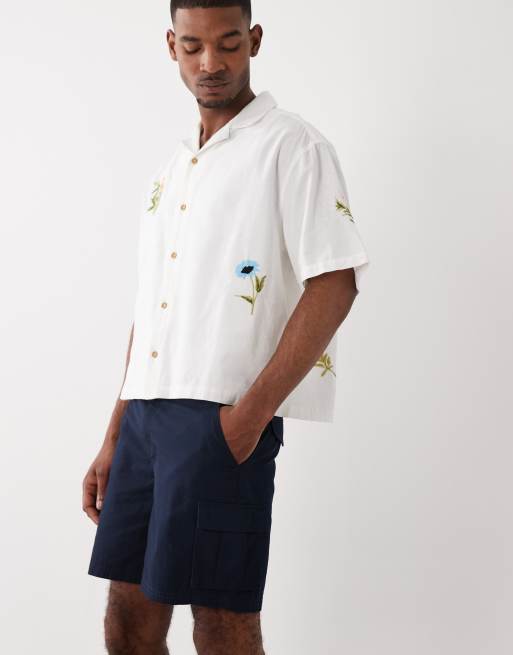 ASOS DESIGN – Weite, kürzere Cargo-Shorts aus Ripstop in Marineblau, 3 von 5