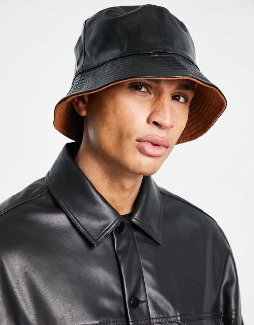 ASOS DESIGN – Wendbarer Anglerhut im 2000er-Look aus PU in Schwarz und Braun 