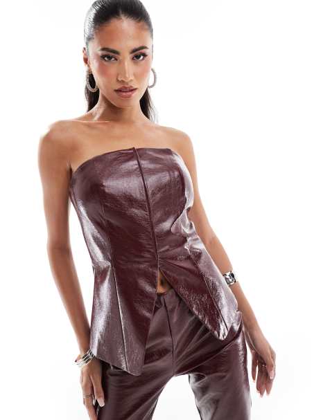 ASOS DESIGN – Weste aus Kunstleder in Rot - view 1