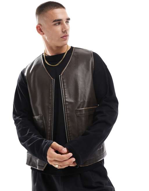 ASOS DESIGN – Weste aus Kunstleder in verwaschenem Braun, 2 von 4