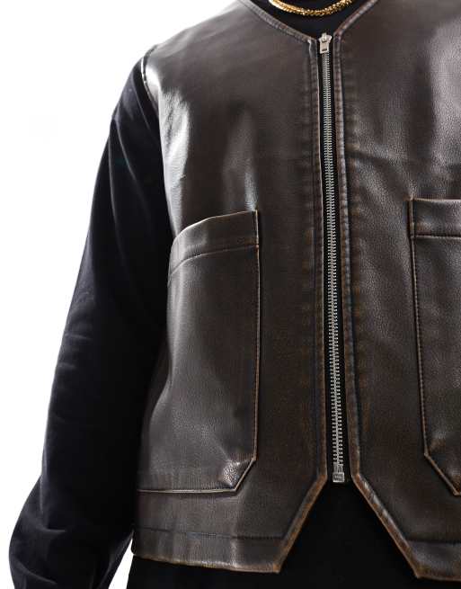 ASOS DESIGN – Weste aus Kunstleder in verwaschenem Braun, 3 von 4