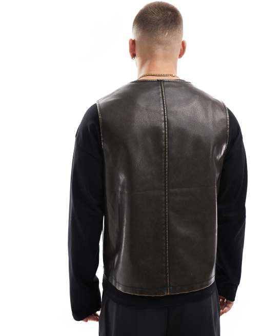 ASOS DESIGN – Weste aus Kunstleder in verwaschenem Braun, 4 von 4