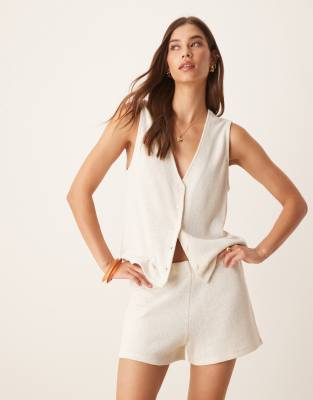 ASOS DESIGN - Weste in Creme mit Strukturmuster, Kombiteil-Weiß