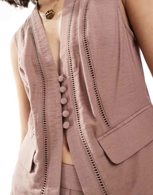 ASOS DESIGN – Weste in Mokka mit Besatz in Laufmaschenoptik, Kombiteil , 4 von 4
