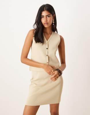 ASOS DESIGN - Weste in Steinbeige mit Strukturmuster und goldfarbenen Knöpfen, Kombiteil-Neutral