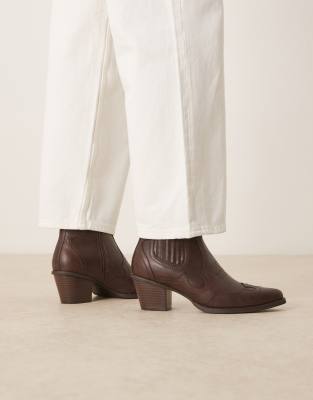  western chelsea boots  with cuban heel