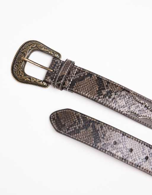 ASOS DESIGN – Western-Gürtel aus braunem Kunstleder mit Detail in Schlangenlederoptik, 2 von 3