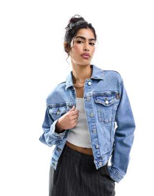 ASOS DESIGN - Western-Jeansjacke in mittelblauer Waschung