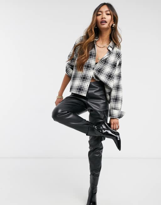 ASOS DESIGN - WFH - Camicia corta a maniche lunghe colore nero e crema a quadri