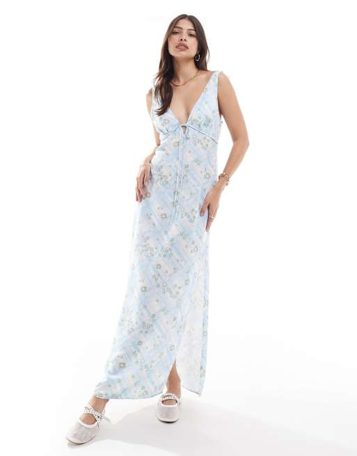 ASOS DESIGN – Wiązana z przodu sukienka maxi na ramiączkach we wzór w niebieską kratkę i kwiaty