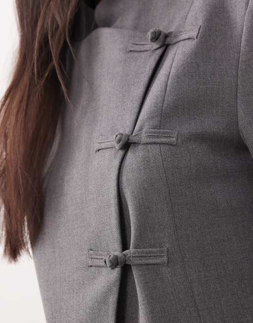 ASOS DESIGN – Wickelblazer in Schwarz mit Stehkragen und Knöpfen im Mandarin-Stil, 4 von 4