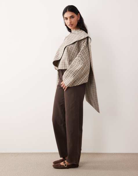 ASOS DESIGN – Wickeljacke mit Schal-Detail und Fledermausärmeln in Ecru mit kleinem Karomuster - view 1