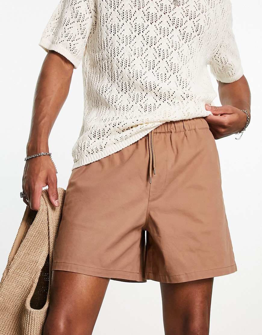ASOS DESIGN wide chino shorts in shorter length in tan-Brown