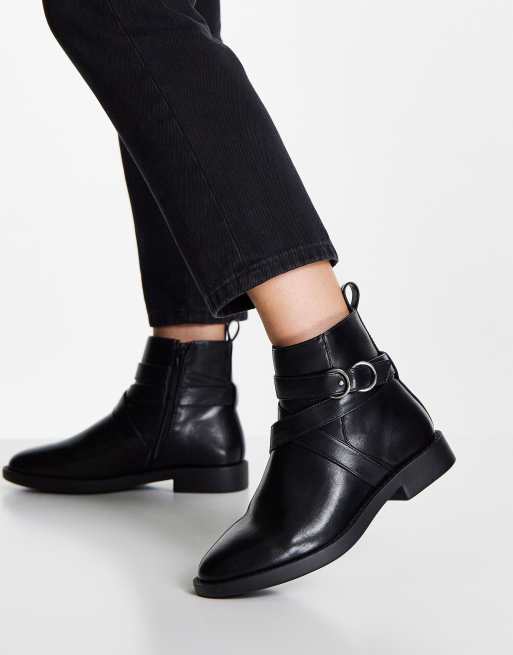 Wide fit shop flat boots