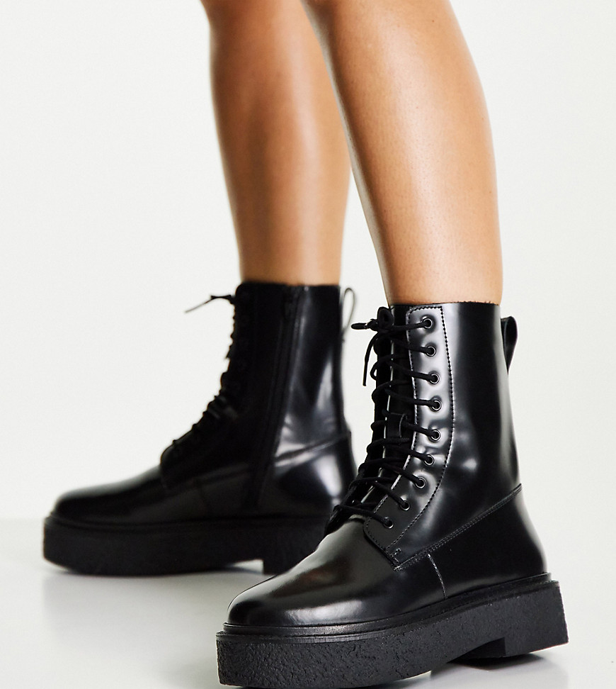 ASOS DESIGN Wide Fit Acolade flat lace up boots in black