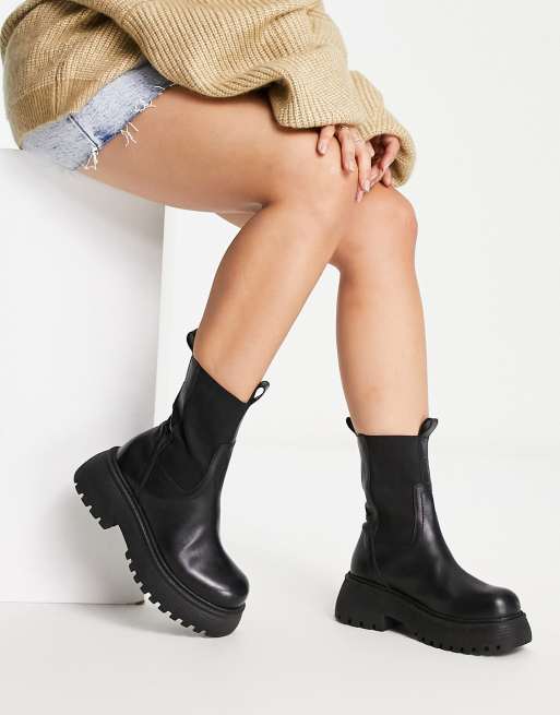 ASOS DESIGN Wide Fit Adelaide leather chelsea boots in black