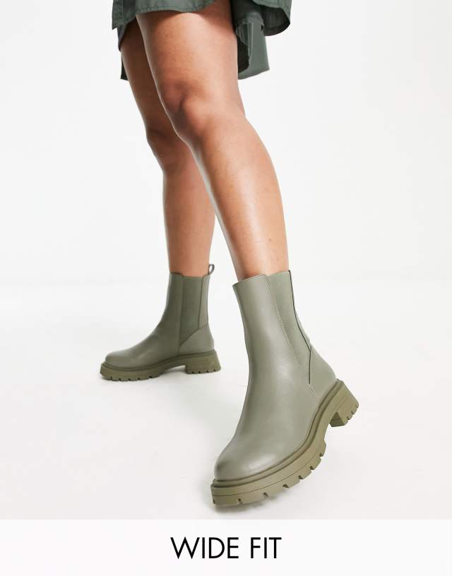 ASOS DESIGN Wide Fit Alfie chunky Chelsea boots in khaki