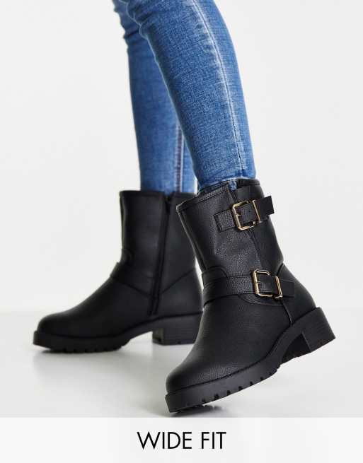 ASOS DESIGN Wide Fit Amber pull on hiker boots in black