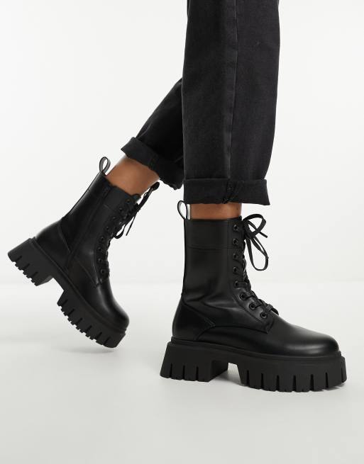 ASOS DESIGN Wide Fit Anchor Schnurstiefel in Schwarz mit dicker Sohle in weiter Passform ASOS