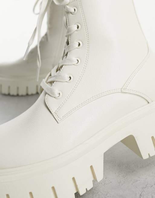 ASOS DESIGN Wide Fit – Anchor – Schnürstiefel in Wollweiß mit dicker Sohle, 3 von 4