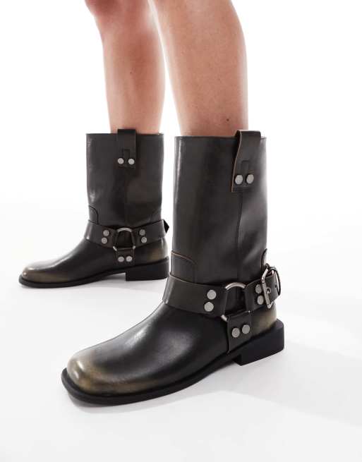ASOS DESIGN – Arley – Bruna, platta bikerboots med polerad finish och bred passform