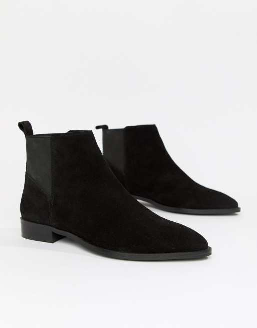 ASOS DESIGN Wide Fit Atom suede chelsea boots