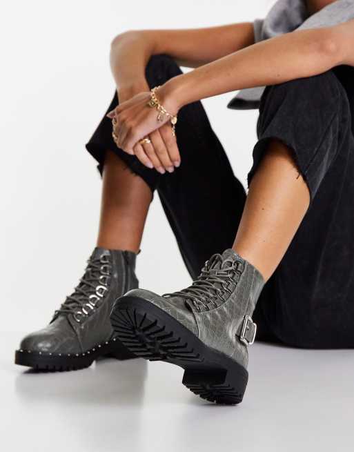 Hiker hotsell boots asos