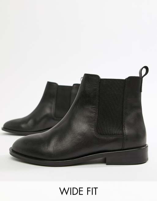 Asos design aura store leather chelsea ankle boots