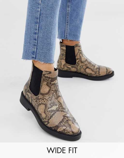 Snake print chelsea store boots