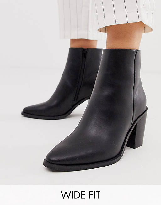 ASOS DESIGN Wide Fit Bluebell clean western boots in black | ASOS