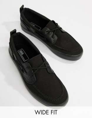 wide fit boat shoes