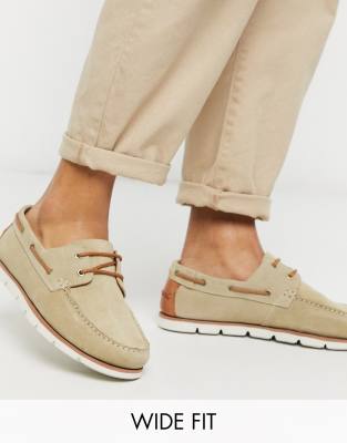 ASOS DESIGN Wide Fit boat shoes in stone suede with white sole-Neutral