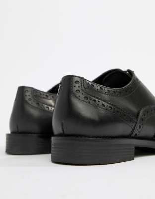 clarks brogues wide fit