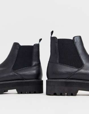 asos design chelsea boots in black leather with chunky sole