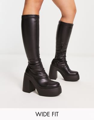 ASOS DESIGN Wide Fit - Cleo - Kniehohe Schuhe in Schwarz mit hohem Absatz, weite Passform