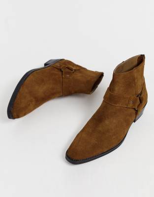 asos design cuban heel western chelsea boots in black leather with buckle detail