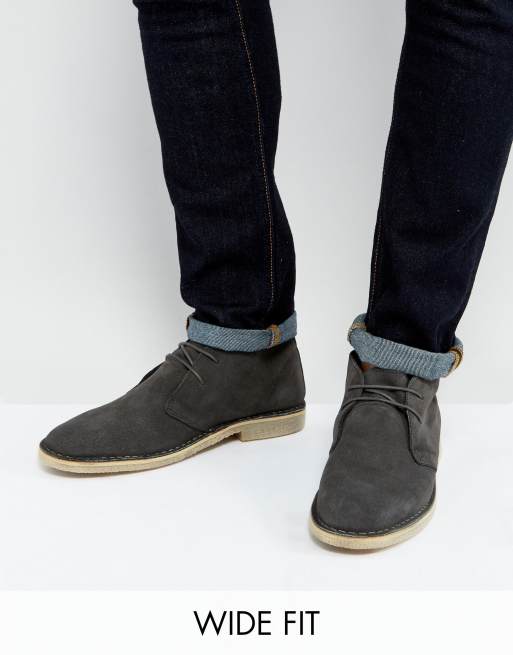 Clarks desert boots wide on sale fit