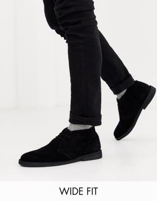 black suede chukka