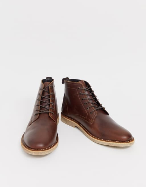 Asos design desert boots in tan leather with store suede detail