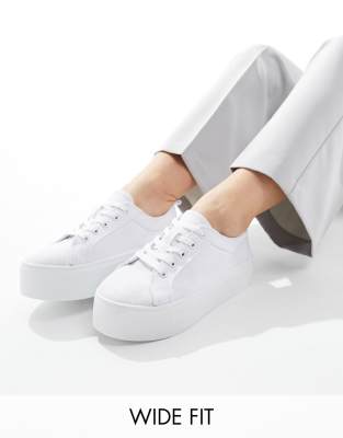 ASOS DESIGN - Wide Fit - Divide - Schnürsneaker in Weiß mit Plateausohle