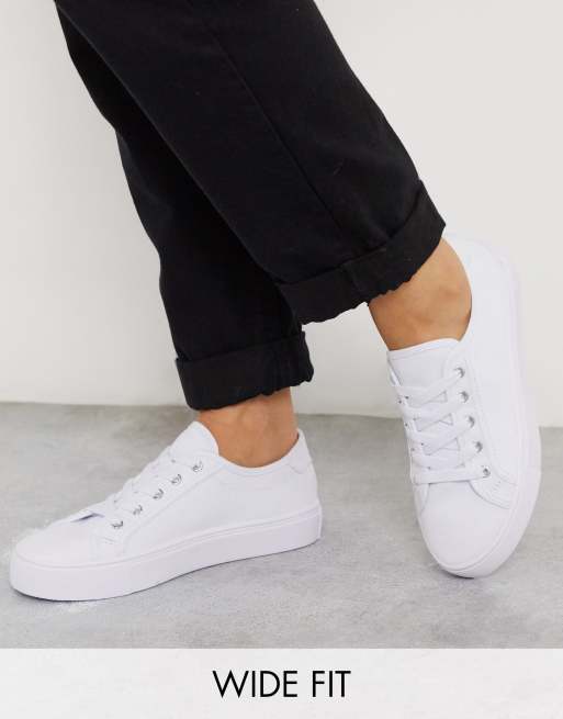 ASOS DESIGN Drama trainers in white