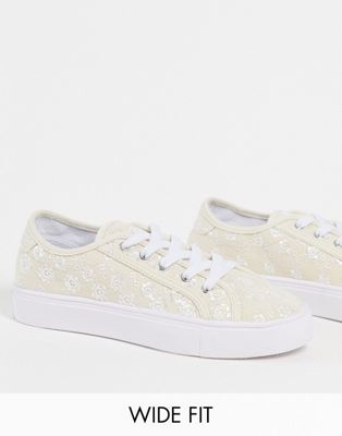 ASOS DESIGN Wide Fit Dizzy lace up trainers in natural embroidery - ASOS Price Checker