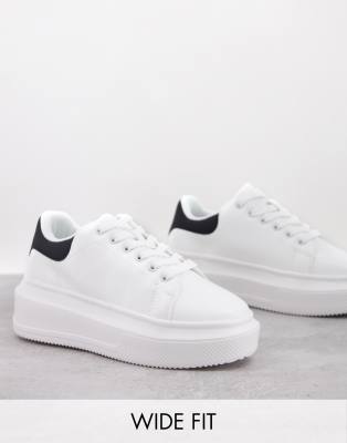 chunky sole trainers white