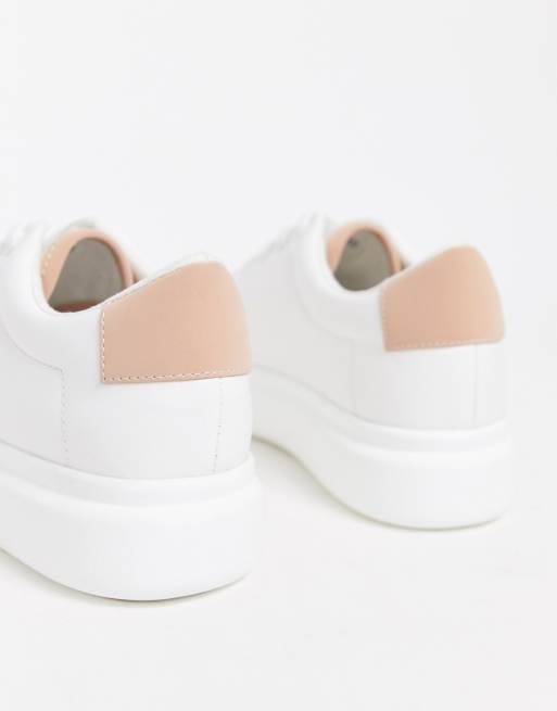 ASOS DESIGN Wide Fit - Doro - Sneakers chunky stringate bianco e beige, 3 di 4