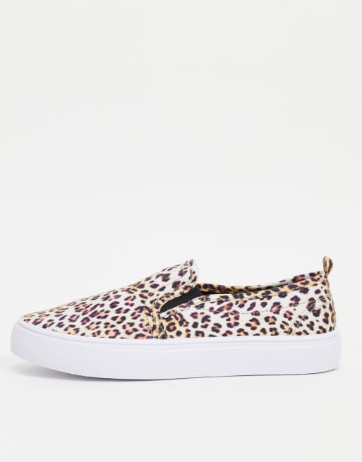 ASOS DESIGN Wide Fit – Dotty – Leopardmönstrade tygskor i slip on-modell, 2 av 4
