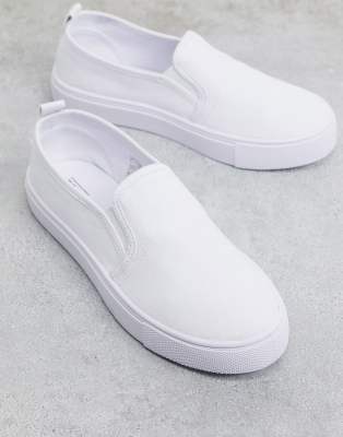 slip on plimsolls