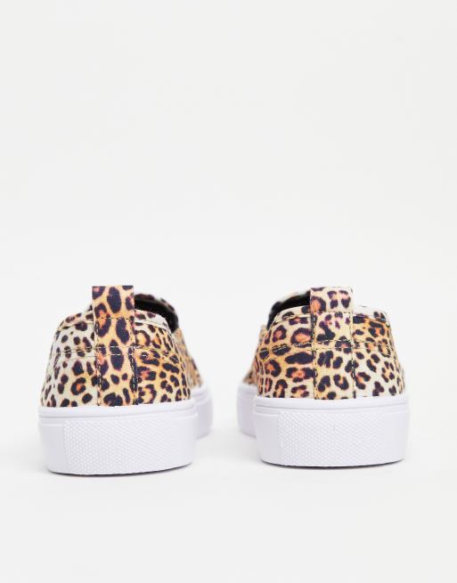 ASOS DESIGN Wide Fit – Dotty – Wsuwane tenisówki w panterkę, 4 z 4